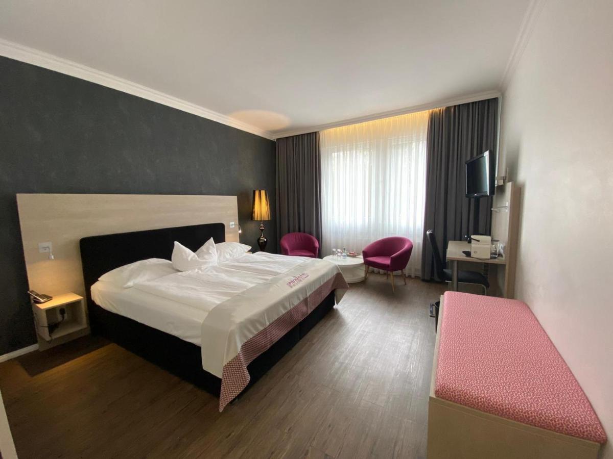 Neues Parkhotel Neumünster Exterior foto