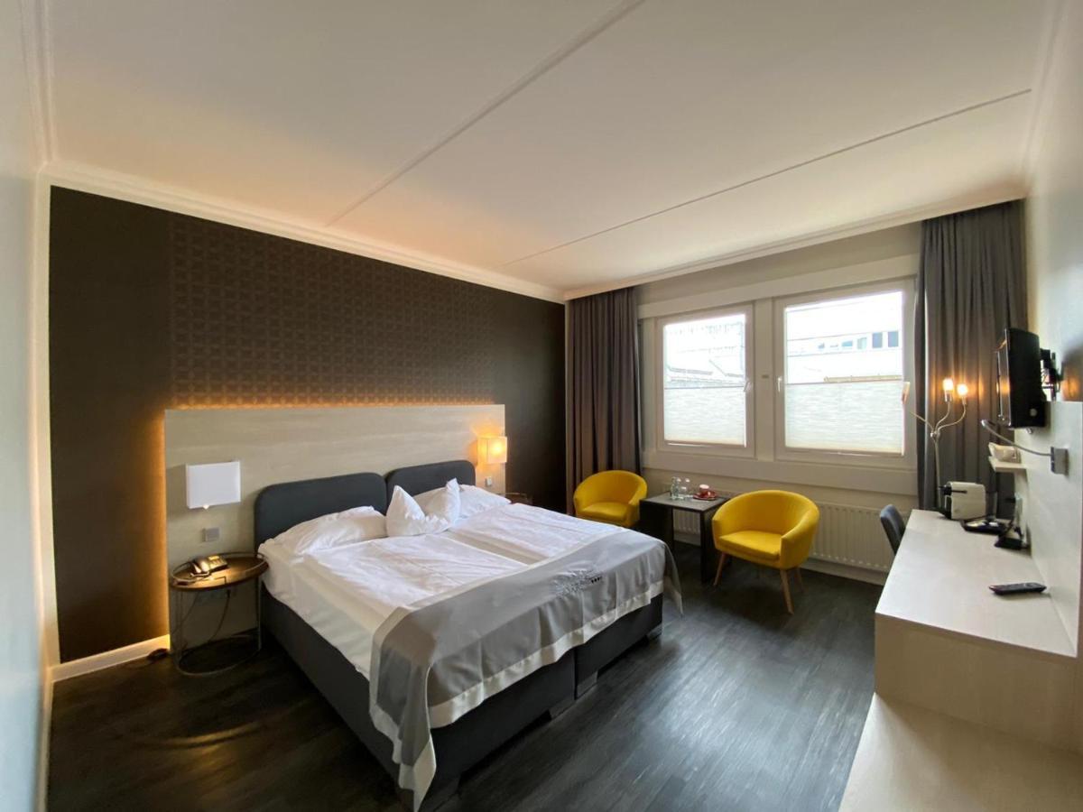 Neues Parkhotel Neumünster Exterior foto