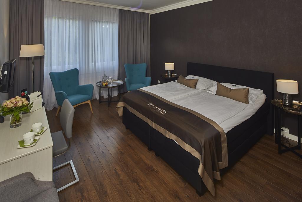 Neues Parkhotel Neumünster Exterior foto